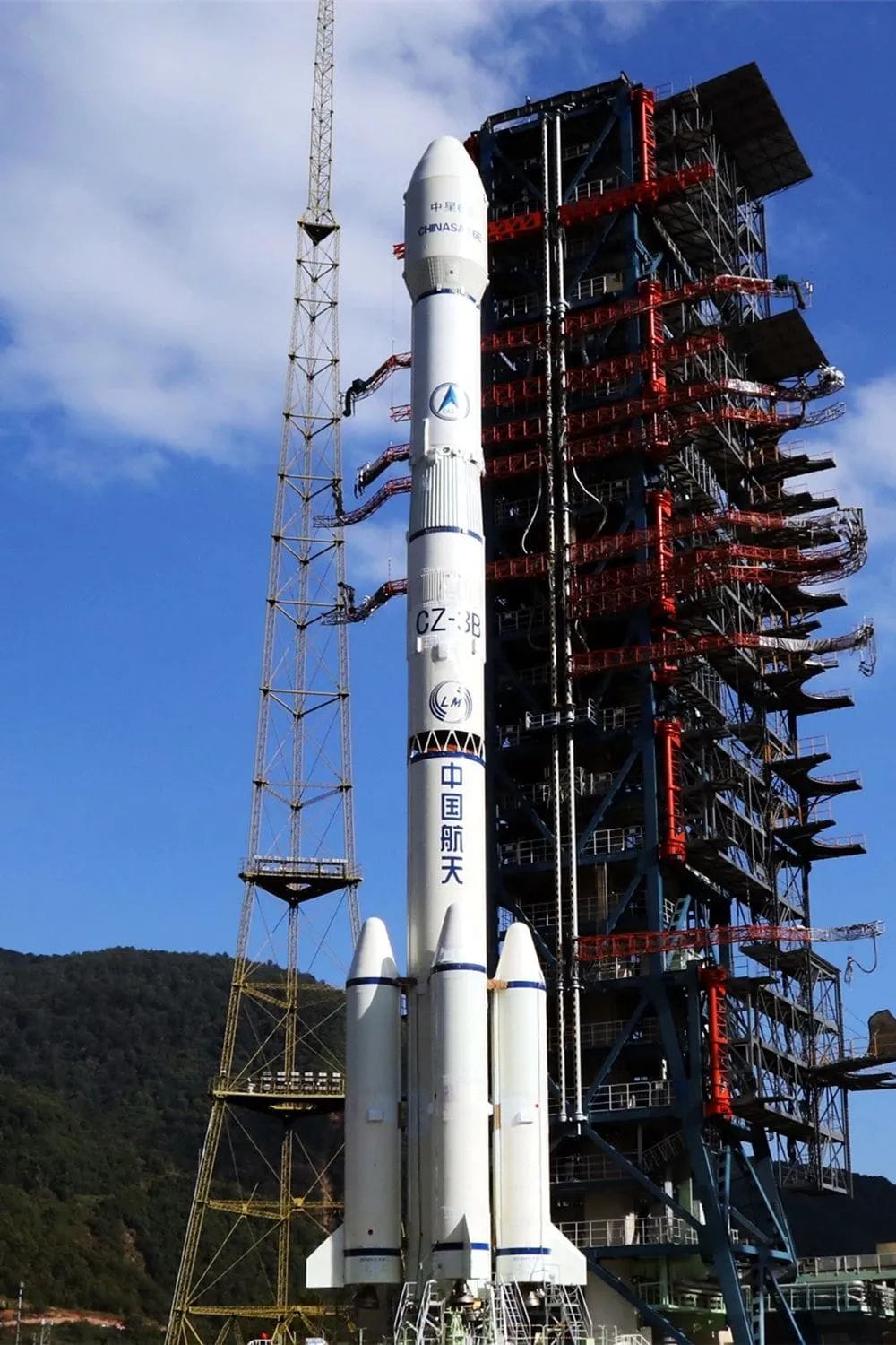 The Long March 3B/E on its launch pad with ChinaSat 6E atop of it at Launch Complex 2 at the Xichang Satellite Launch Center.