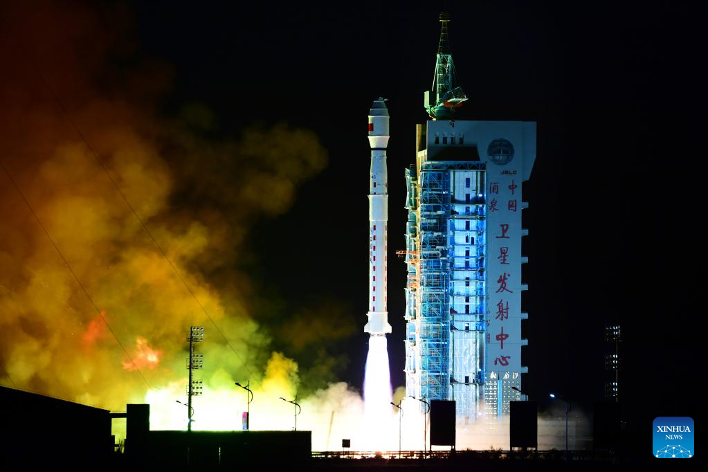 A Long March 4C lifting off from its launch pad. ©Xinhua