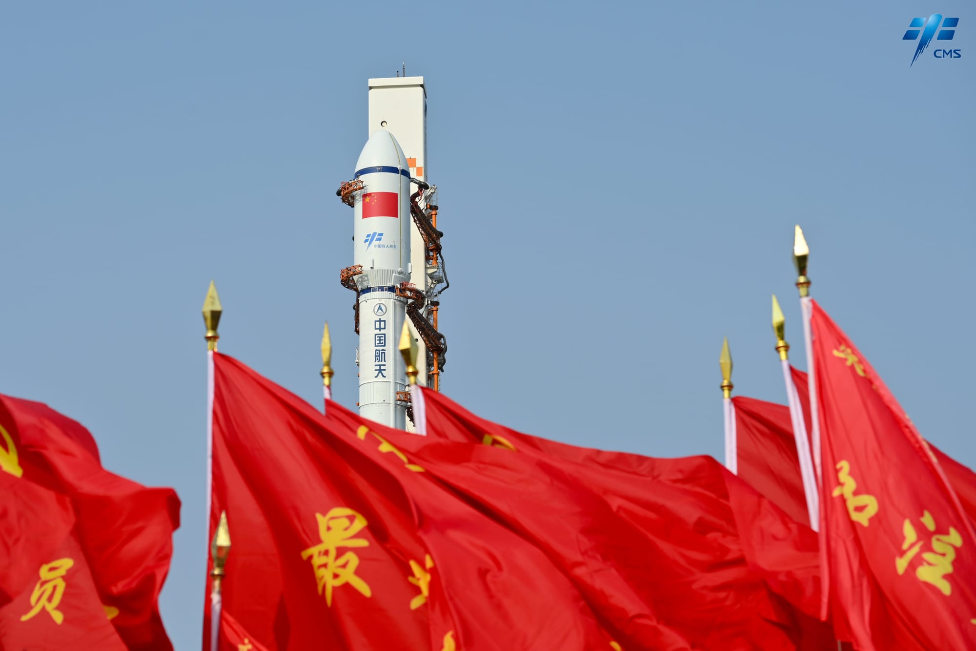 Tianzhou-6 during rollout atop of a Long March 6 before launch. ©China Manned Space Agency