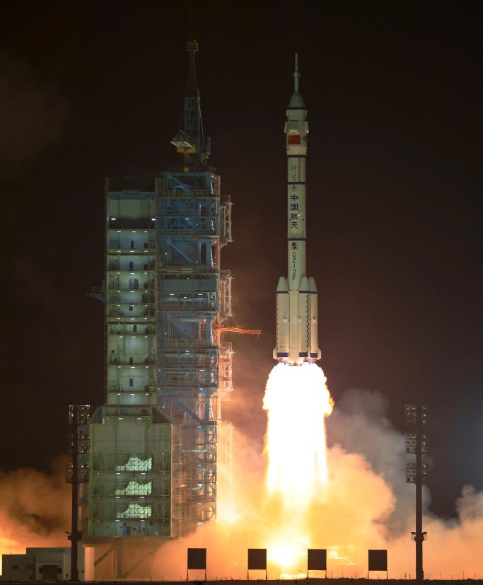 The Long March 2F lifting off from the Jiuquan Satellite Launch Center for the Shenzhou 18 mission. ©Li Gang/Xinhua
